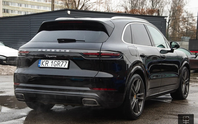 Porsche Cayenne cena 322000 przebieg: 71037, rok produkcji 2018 z Jeziorany małe 497